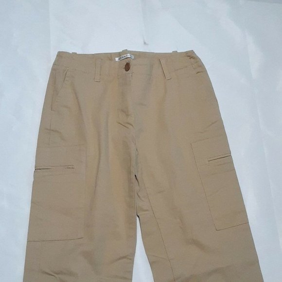Emma James Women's Stretch Capri Pants ~ Tan ~ 6P - Picture 2 of 4